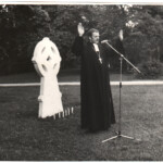 Pastor Jaan Jaani õnnistab mälestusristi, 14.06.1991 (HMK)